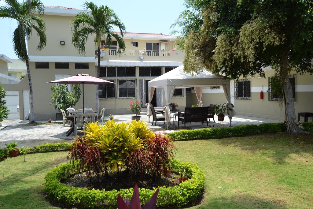 Urdesa Suites Hotel Guayaquil Ngoại thất bức ảnh