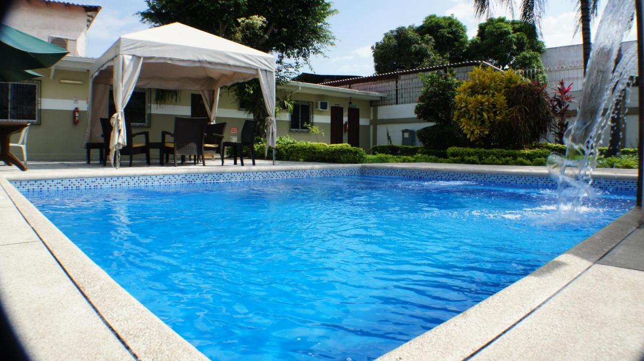Urdesa Suites Hotel Guayaquil Ngoại thất bức ảnh